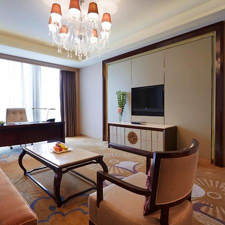 Wanda Realm Ningde Hotel Exterior photo